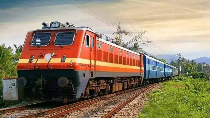सरगुजा को बड़ी रेल सौगात: अंबिकापुर-हजरत निजामुद्दीन एक्सप्रेस अब सप्ताह में दो दिन चलेगी