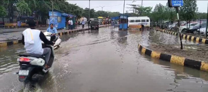 रायपुर में मूसलाधार बारिश से जनजीवन अस्त-व्यस्त, अंडरब्रिज डूबे, मौसम विभाग का अलर्ट जारी