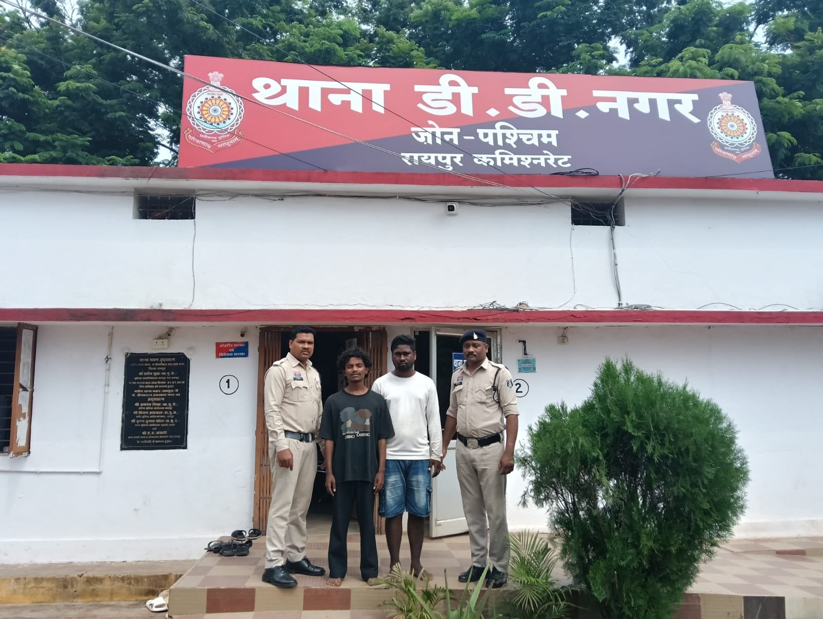 रायपुर में महिला से सामूहिक दुष्कर्म का मामला, 2 आरोपी गिरफ्तार, एक नाबालिग भी हिरासत में